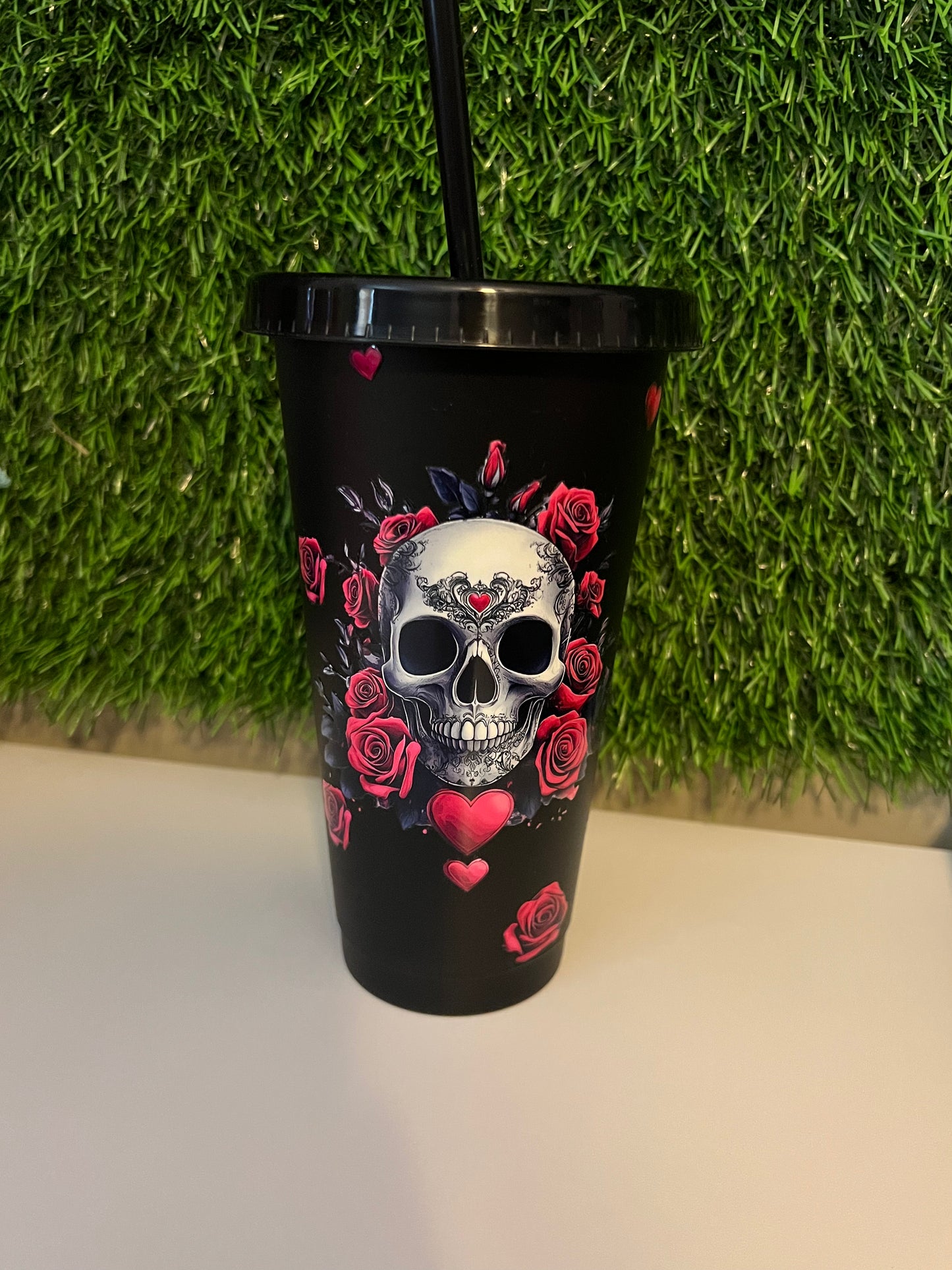 24oz Black tumbler - Floral skull