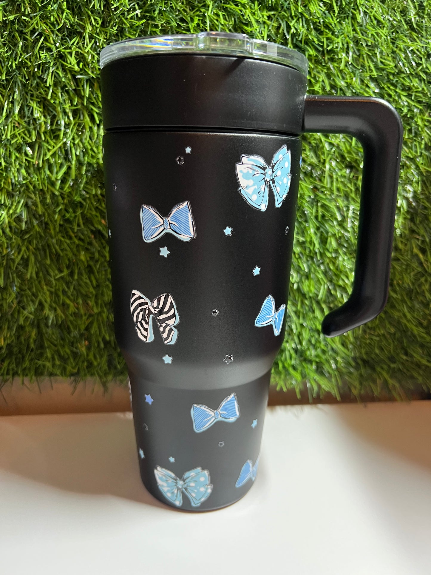 SS Black 30oz tumbler with handle- Blue bows