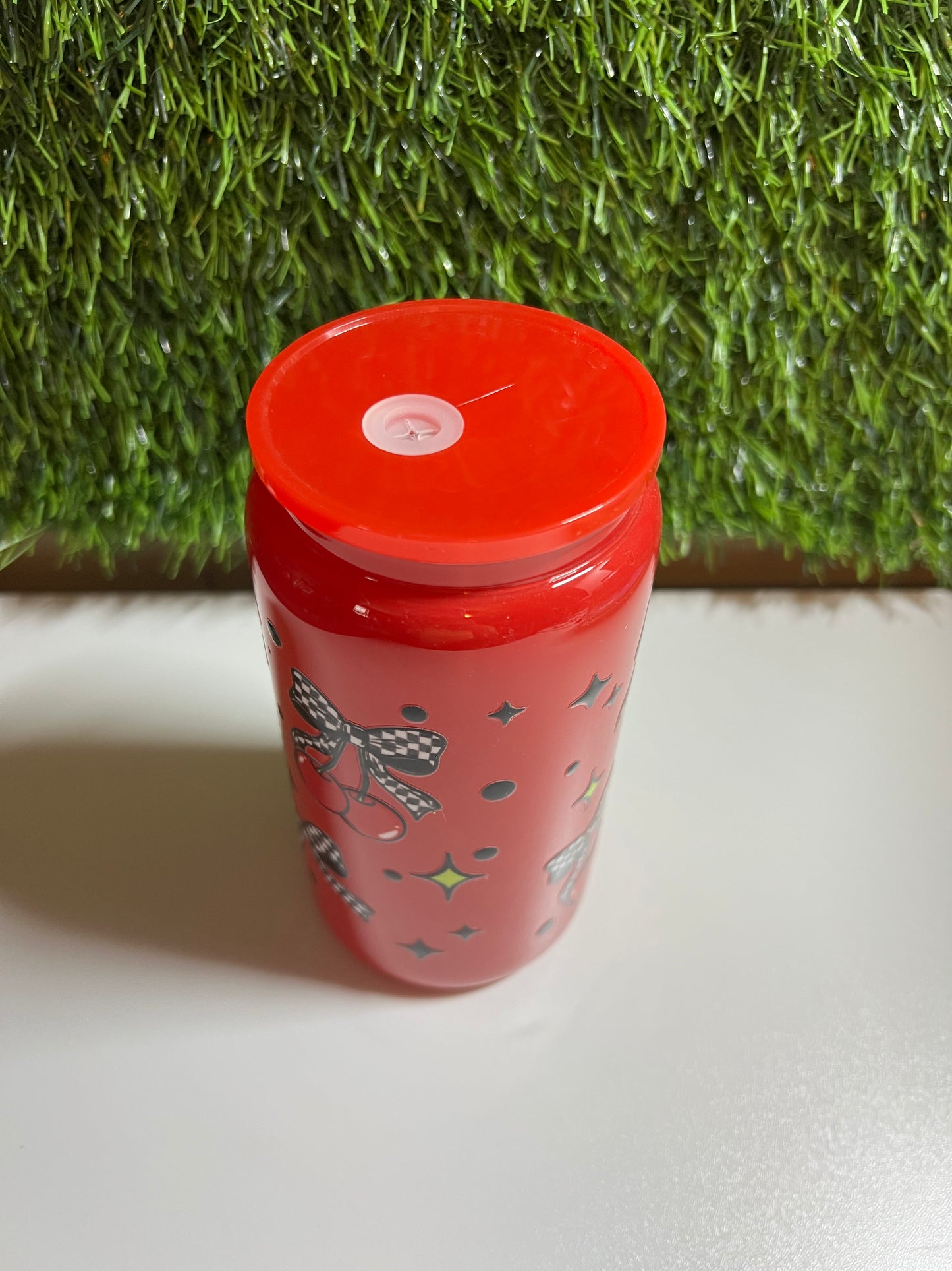 Solid red 16oz cup- Very dramatic