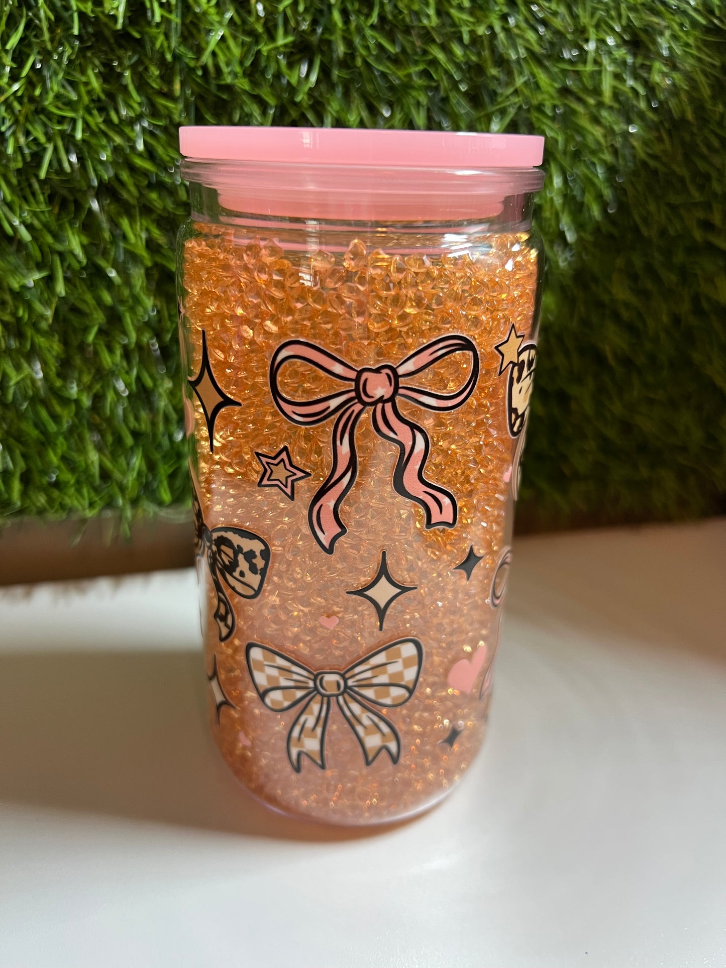 Diamond 16oz snow globe tumbler- Checkered bows