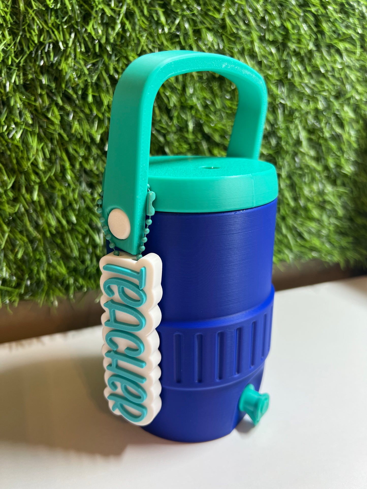 Viral Cooler Buddy drink holder