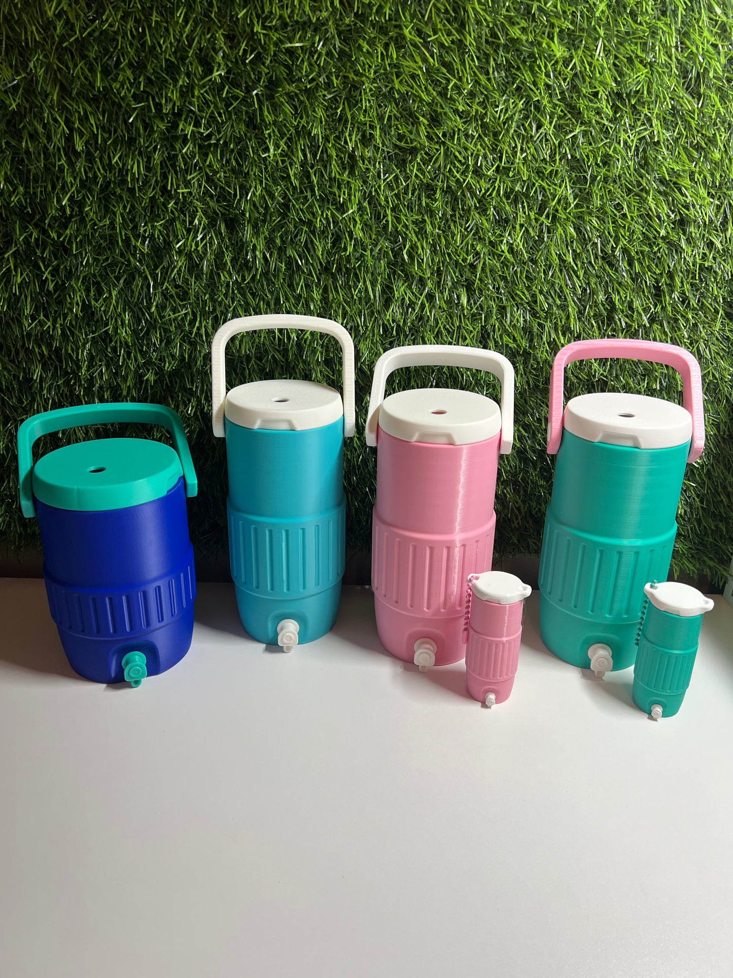 Viral Cooler Buddy drink holder