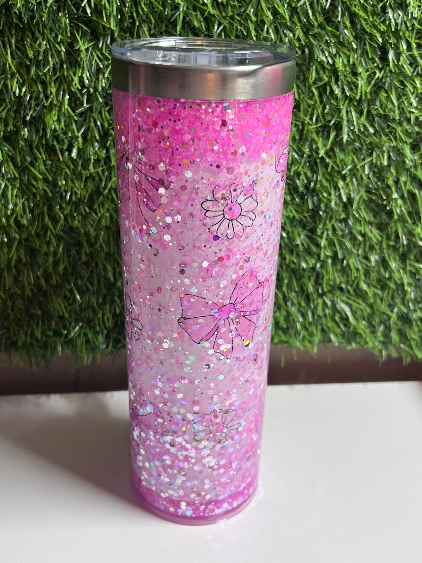 SS Skinny 20oz snow globe tumbler with handle - Pink Bows