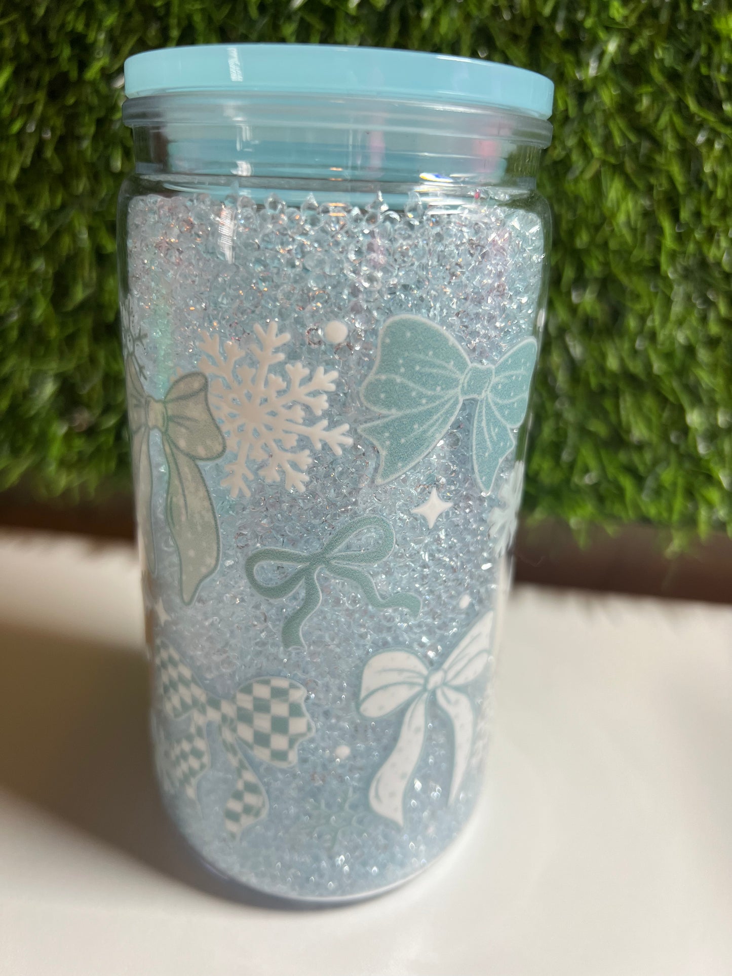 Diamond 16oz snow globe tumbler- Ice blue bows